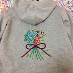 パラビオン 花刺繍パーカーのサムネイル