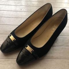 GRES Paris《パンプス》のサムネイル
