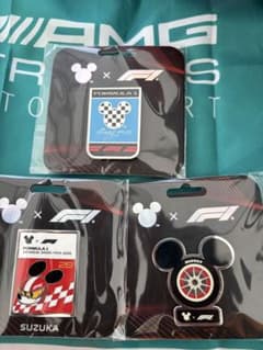 【匿名発送】F1 × ディズニー　ピンバッジ 3種のサムネイル