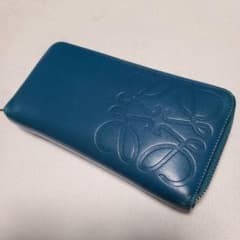 ロエベ 長財布のサムネイル