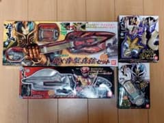 DX音撃真弦セット DXアームドセイバー DX変身鬼笛音笛 DX変身鬼弦音錠のサムネイル