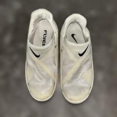 ナイキNIKE GO FlyEase ゴーフライーズ ブラック 24cmのサムネイル