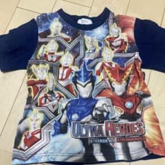 ウルトラマン　ヒーローズ　半袖　Tシャツのサムネイル
