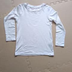 UNIQLO HEATTECH EXTRA WARM 長袖 ホワイト　120センのサムネイル