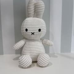 美品　BONTON TOYS ミッフィーぬいぐるみのサムネイル