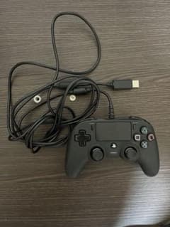 NACON PS4 有線コントローラー ブラックのサムネイル