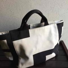BALLY トートバックのサムネイル