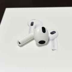 エアーポッズ AirPods 第三世代 L左耳のみ 純正品のサムネイル