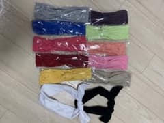 カラフルなバンダナ12枚セット　まとめ売りのサムネイル