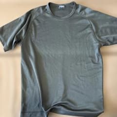 UNIQLO ユニクロ 半袖Tシャツ ダークグレー メンズのサムネイル