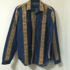 ミシカ 総柄シャツのサムネイル