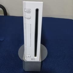 Nintendo Wii 本体一式セット RVL-001 (白/青リモコン付) - メルカリ