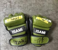 RIZIN】朝倉未来＆ラジャブアリ・シェイドゥラエフ直筆サイン入り