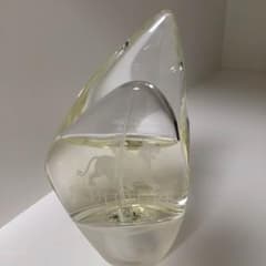 スカルプチャー 香水のサムネイル