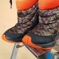 スノーブーツ　22cm 瞬足　長靴のサムネイル