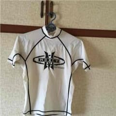 MOREY ラッシュガードのサムネイル