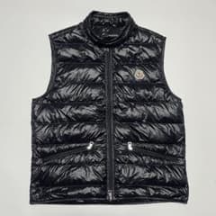 美品　21年 サイズ4/XL〜XXL　MONCLER GUI ダウンベスト　黒 美品 21年 サイズ4/XL〜XXL MONCLER GUI ダウンベスト 黒 - メルカリ