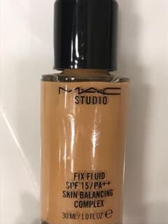 MACファンデーションのサムネイル
