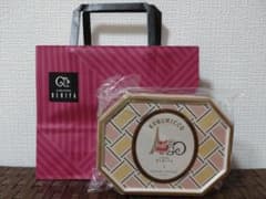 【未開封】ピエール・エルメ イスパハン クルミっ子 6個入【未使用紙袋付属】のサムネイル