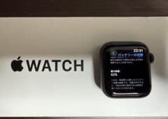 Apple Watch SE 第一世代　40mm本体 ブラックのサムネイル