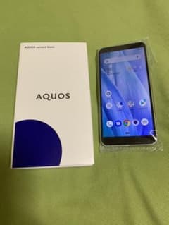 一週間限定！！AQUOS sense3 basic シルバーのサムネイル