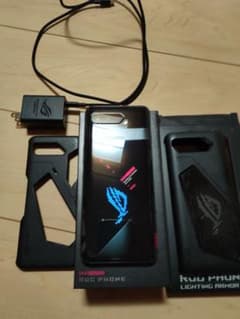 ROGPHONE5　256G16G LIGHTING ARMOR CASE付のサムネイル