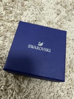 スワロフスキー　ピアスのサムネイル