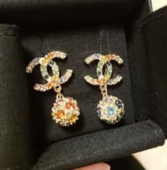 CHANEL ピアス　レインボー　美品♪のサムネイル