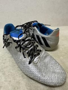 メッシモデルのサッカーシューズのサムネイル