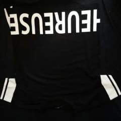 カジュアル Tシャツのサムネイル