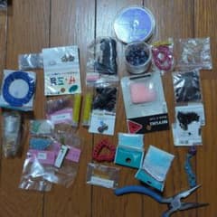 スワロフスキーやビーズセットのサムネイル