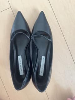 Charles & Keith ポインテッドトゥ パンプス ブラックのサムネイル