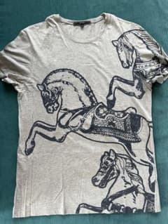 GUCCI ホースプリント Tシャツ グレー Sサイズ - メルカリ