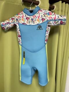 ウェットスーツ　マンタ　キッズ　Sサイズ　100cm前後のサムネイル