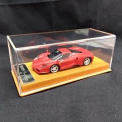 現品限り！BBR　Ferrari F2002 1/43スケールミニカー 赤 現品限り！BBR Ferrari F2002 1/43スケールミニカー 赤 - メルカリ