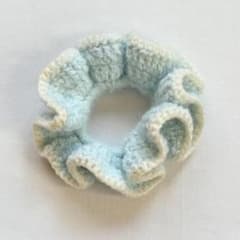 クリームソーダ 水色 白 シュシュ ハンドメイド かぎ編み 編み物