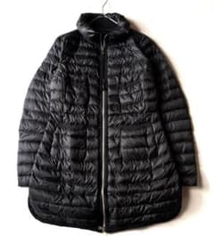 美品！VERY掲載 モンクレール BOGUE ボーグ ライト ダウンコート 2 美品！VERY掲載 モンクレール BOGUE ボーグ ライト ダウンコート 2