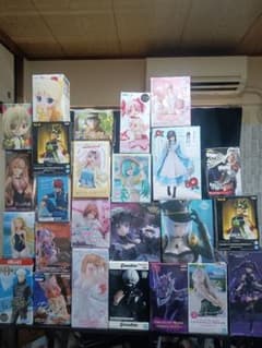 25体 アニメ・ゲームフィギュアコレクションのサムネイル