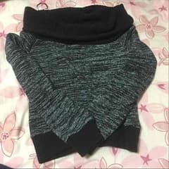 肩出しニットのサムネイル