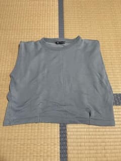 ZARA ノースリーブトップスのサムネイル