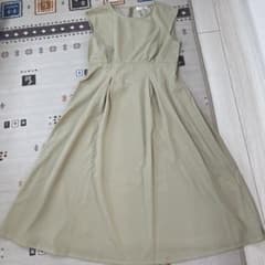 W CLOSET ノースリーブひざ丈ワンピース ベージュのサムネイル