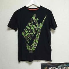NIKE Tシャツのサムネイル