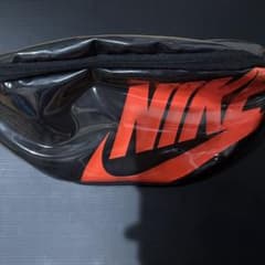 NIKE ショルダーバッグ ボディバッグ ブラックのサムネイル