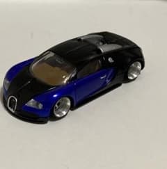 トミカ ブガッティヴェイロン初回限定 改造 カスタムのサムネイル