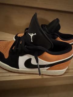 NIKE AIR JORDAN 1 LOW オレンジ ブラックのサムネイル