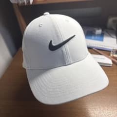 Nike ホワイトキャップのサムネイル