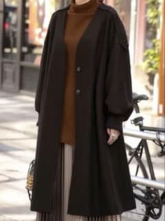 日曜日まで値下げ！□miciミチ　ウールロングコート mici (ミチ)ウール100%ノーカラーコート ロング - メルカリ