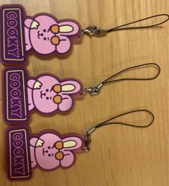 BT21  cookyキーホルダー3個セットのサムネイル