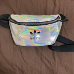 ウエストポーチのサムネイル