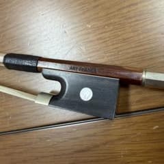 ARY FRANCE VPI 4/4 バイオリン弓 高級ペルナンブコ フランス製 ARY FRANCE VPI 4/4 バイオリン弓 高級ペルナンブコ フランス製 - メルカリ